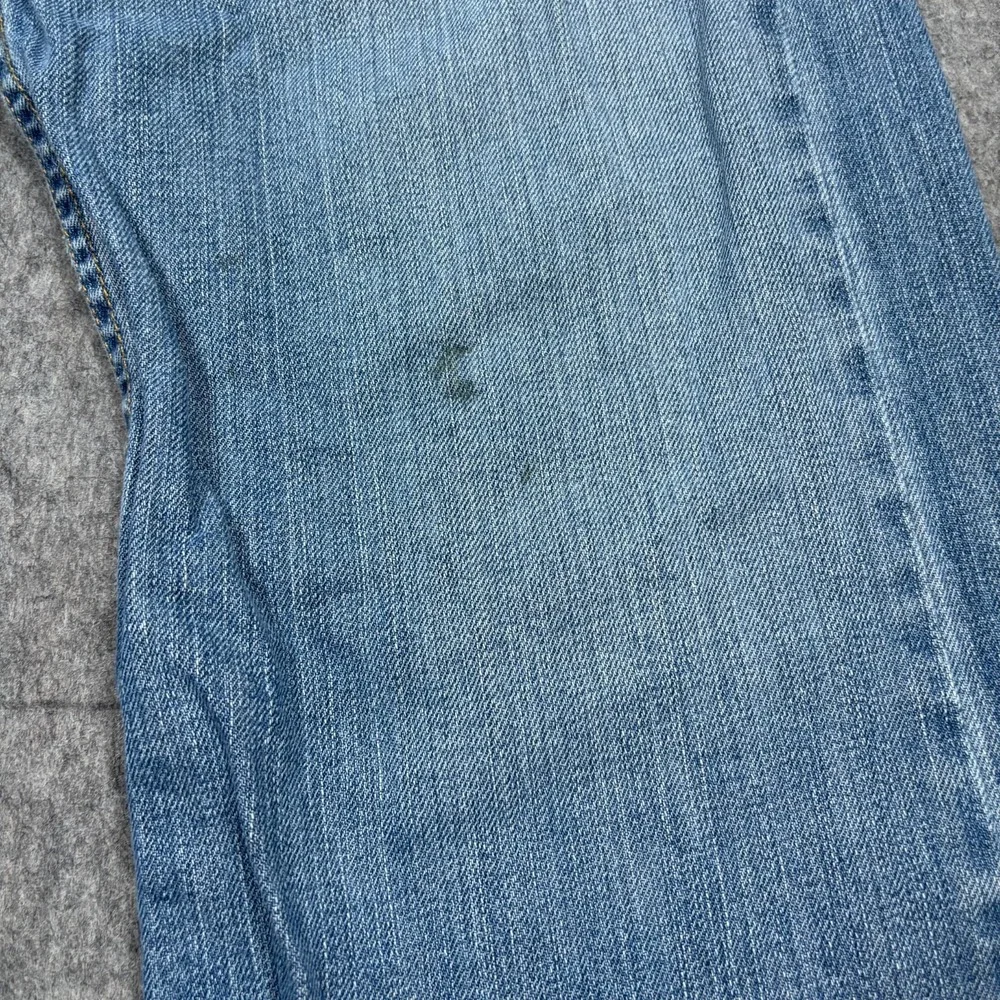 Levi's 569 Jeans Men's Size 32x30 Blue Denim Light Wash Loose Straight Leg Pants
